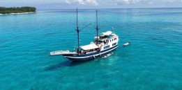 Sunset Sailing Trip Pinisi Makassar